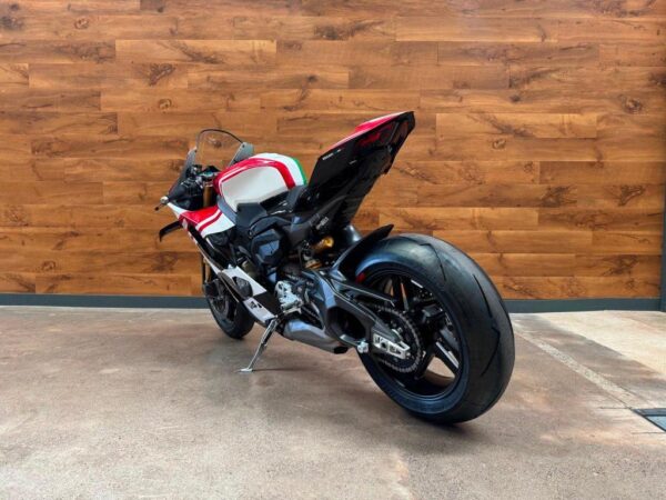 Buy Ducati Panigale V4 - Image 23