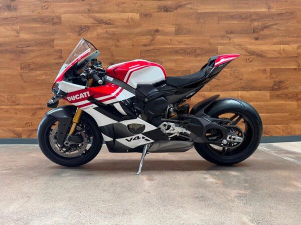 Buy Ducati Panigale V4 - Image 27