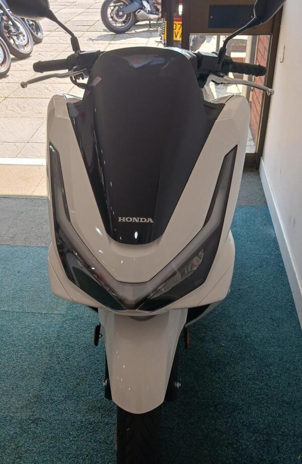 Buy Honda PCX125 - Image 7