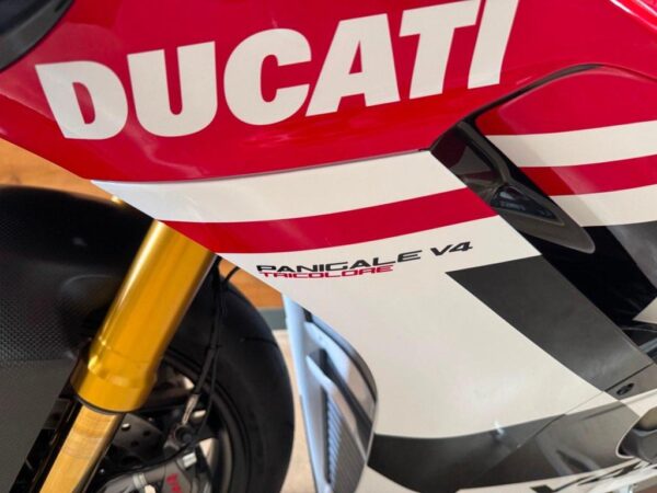 Buy Ducati Panigale V4 - Image 6
