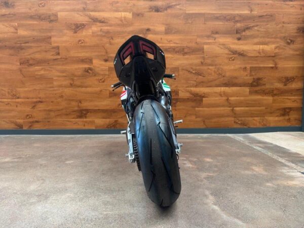 Buy Ducati Panigale V4 - Image 20