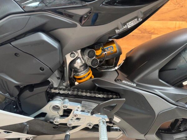 Buy Ducati Panigale V4 - Image 2