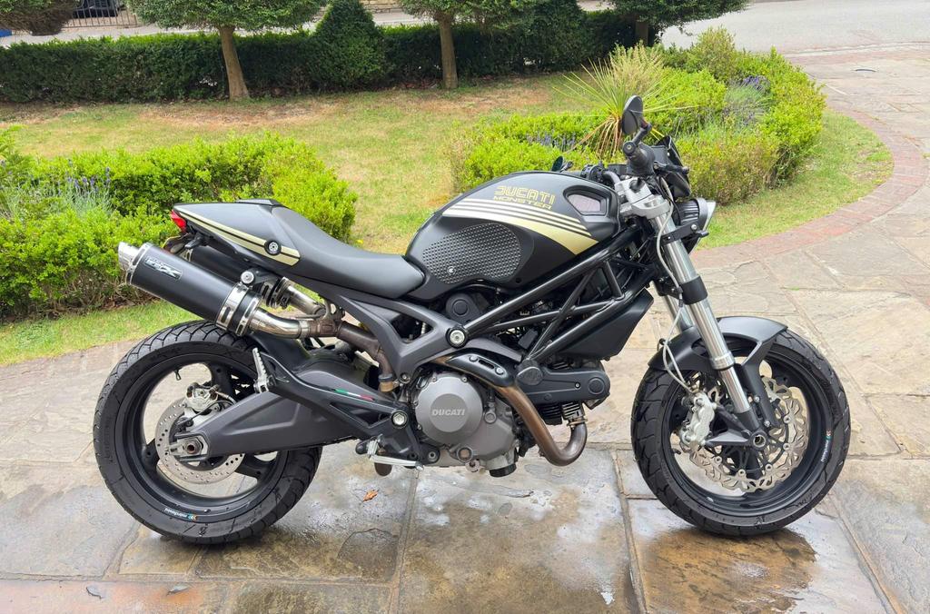 Buy Ducati Monster 2009 Buy Ducati Used Bikes Online