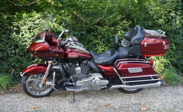 Buy Harley-Davidson Tour Glide 2011