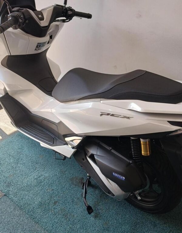Buy Honda PCX125 - Image 2