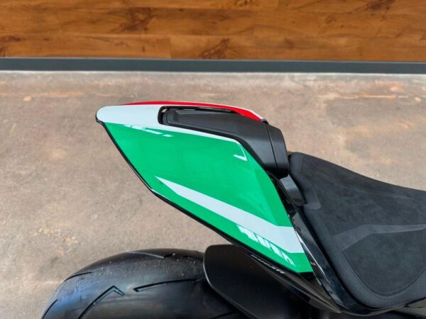 Buy Ducati Panigale V4 - Image 5